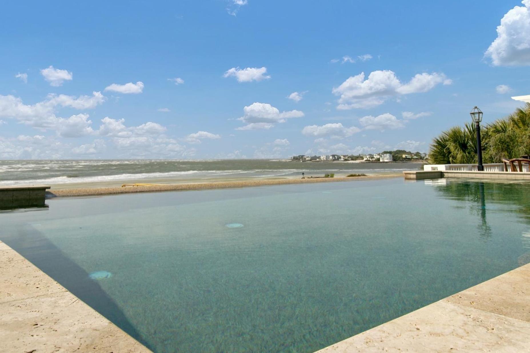 114 Ocean Boulevard By Avantstay Beachfront Putting Green Volleyball Court Infinity Pool Sullivan's Island Kültér fotó